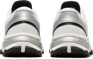 (W) 骆驼皇冠下午茶2.0轻便低帮跑鞋 X23C097032 Purchase (W) 骆驼皇冠下午茶2.0轻便低帮跑鞋 X23C097032