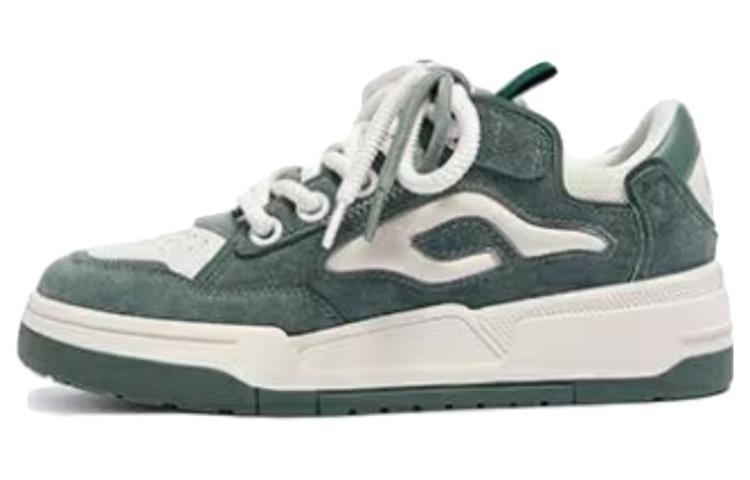 (W) CAMEL CROWN Low-Top Skate 'Versatile'