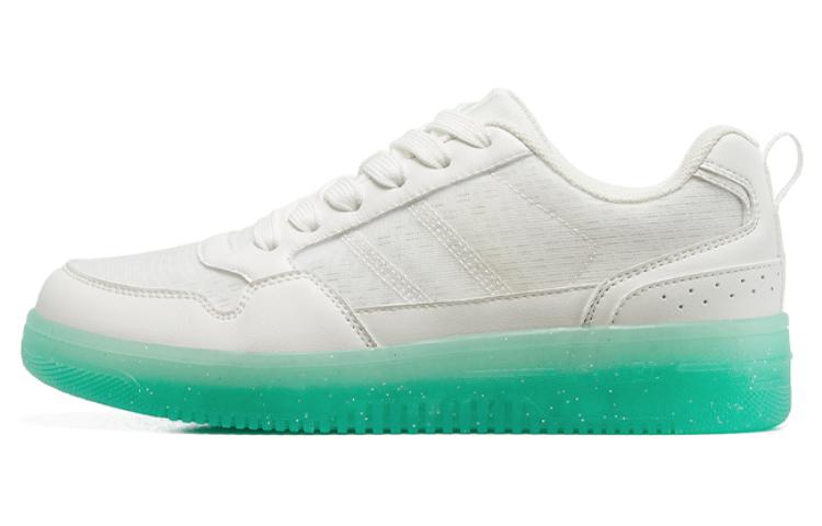 (W) CAMEL CROWN Low-Top Sneakers 'CMFT Lightweight'