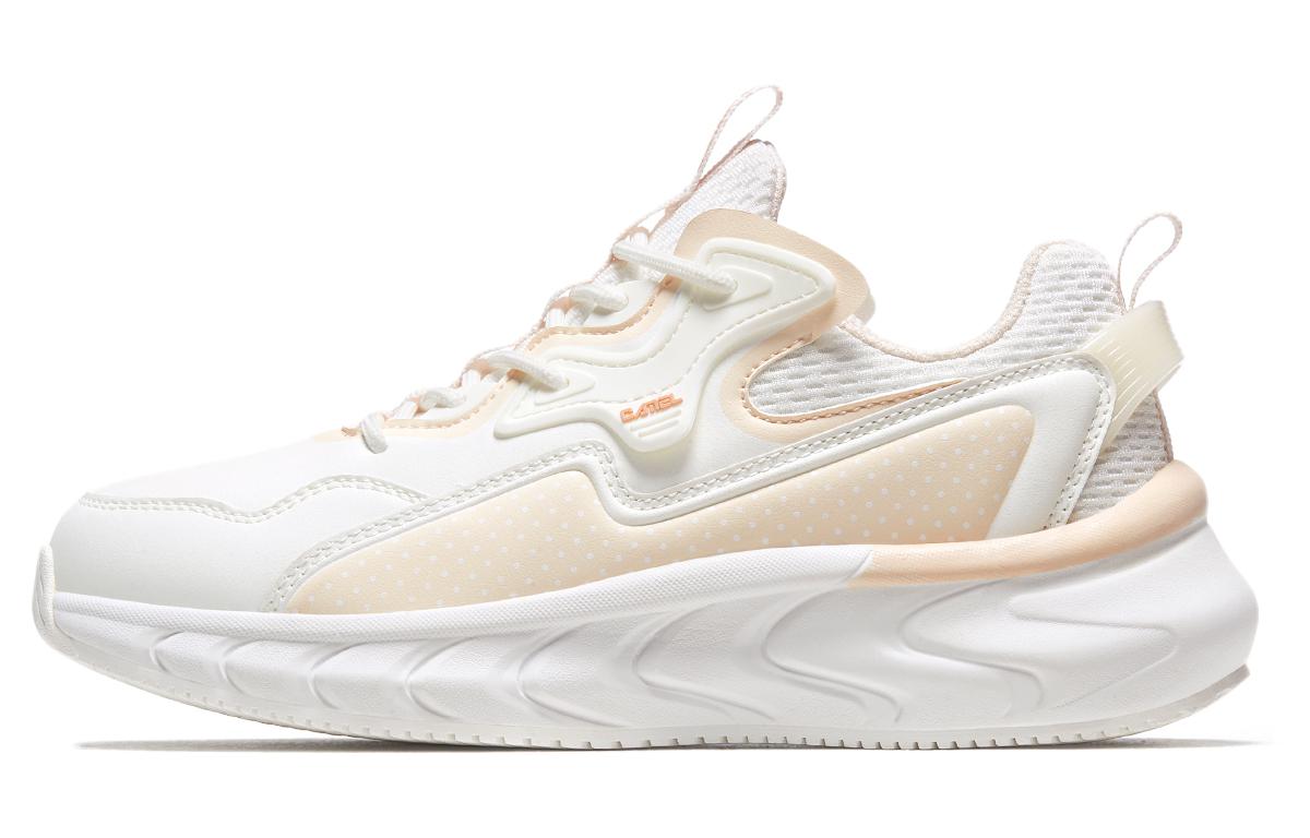 (W) CAMEL CROWN Low 'Spotted Shark White'