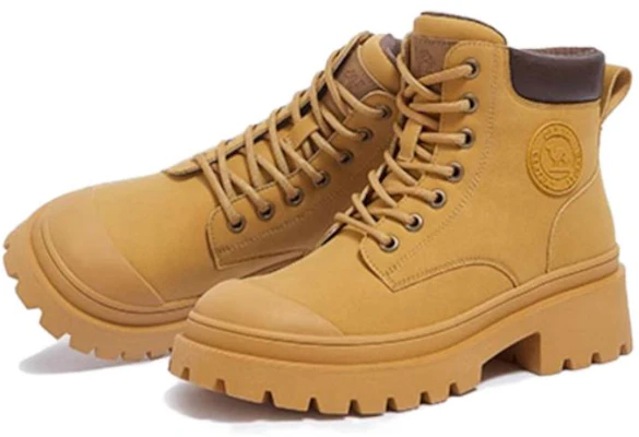 駱駝舒適百搭休閒短筒馬丁靴女款 Lookbook 駱駝舒適百搭休閒短筒馬丁靴女款