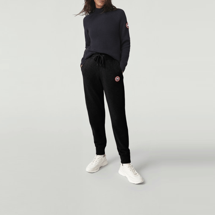 Lookbook (W) 加拿大鵝 黑色抽繩針織運動褲附徽標貼布. 7402L-61