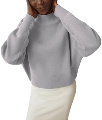 (W) Canada Goose FW22 Sweater Kelabu Lunar Stone Half-Turtleneck. 7072W-439 Lookbook (W) Canada Goose FW22 Sweater Kelabu Lunar Stone Half-Turtleneck. 7072W-439