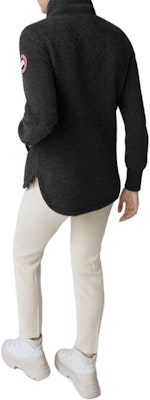 (W) カナダグース セヴァン ハーフジップ ロゴ セーター ブラック 7101W-61 Shop (W) カナダグース セヴァン ハーフジップ ロゴ セーター ブラック 7101W-61