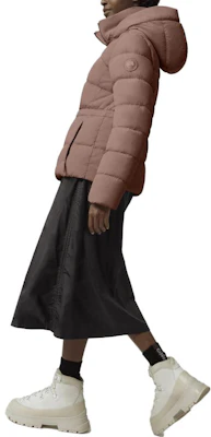 (W) 加拿大鹅纯色修身连帽羽绒夹克 3903W1-139 Lookbook (W) 加拿大鹅纯色修身连帽羽绒夹克 3903W1-139