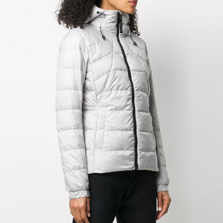 Purchase (W) カナダグース アボット ロゴ ライトダウン ジャケット シルバー 2220L-200