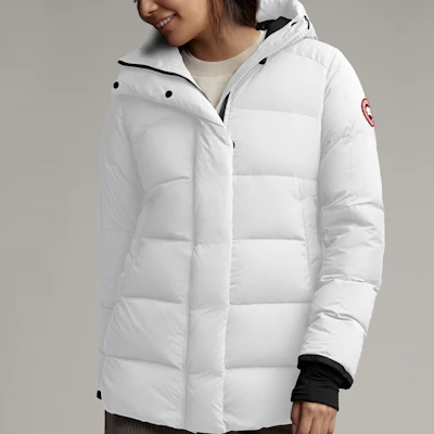 (W) 加拿大鵝 Alliston系列紅色補丁羽絨外套 5076L-433 Lookbook (W) 加拿大鵝 Alliston系列紅色補丁羽絨外套 5076L-433