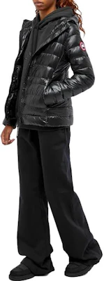 (W) 加拿大鵝Cypress SS23黑色輕薄連帽羽絨外套女款 2242W-61 Lookbook (W) 加拿大鵝Cypress SS23黑色輕薄連帽羽絨外套女款 2242W-61