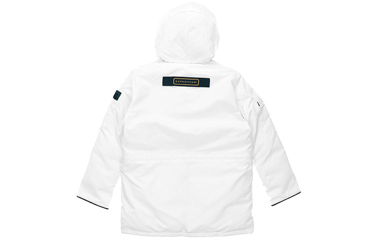 Lookbook (W) Parka Blanca Impermeable Canada Goose Expedition Red Label de Plumas. 4660LA-433