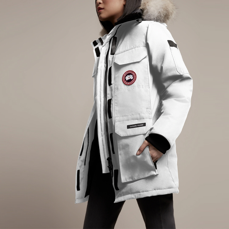 Sizing (W) Parka Blanca Impermeable Canada Goose Expedition Red Label de Plumas. 4660LA-433