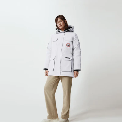 (W) Canada Goose Expedition Wanita Jaket Parka Putih Panjang Sedang Berkerudung. 4660L-25 Details for (W) Canada Goose Expedition Wanita Jaket Parka Putih Panjang Sedang Berkerudung. 4660L-25