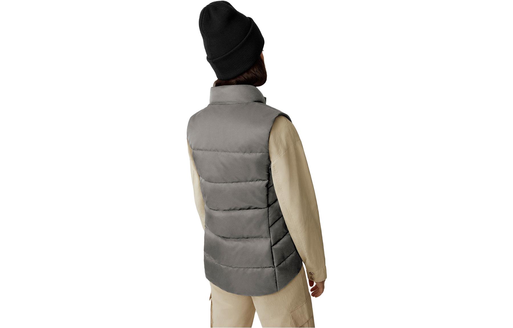 Lookbook (Women) Canada Goose Freestyle Black Label  Down Vest - Black, Waterproof. 2836WB1-61
