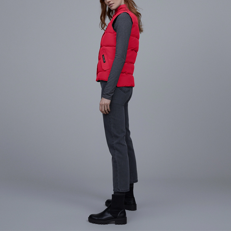 Shop (W) Canada Goose Freestyle Vest Down Waterproof Merah 2832L-11