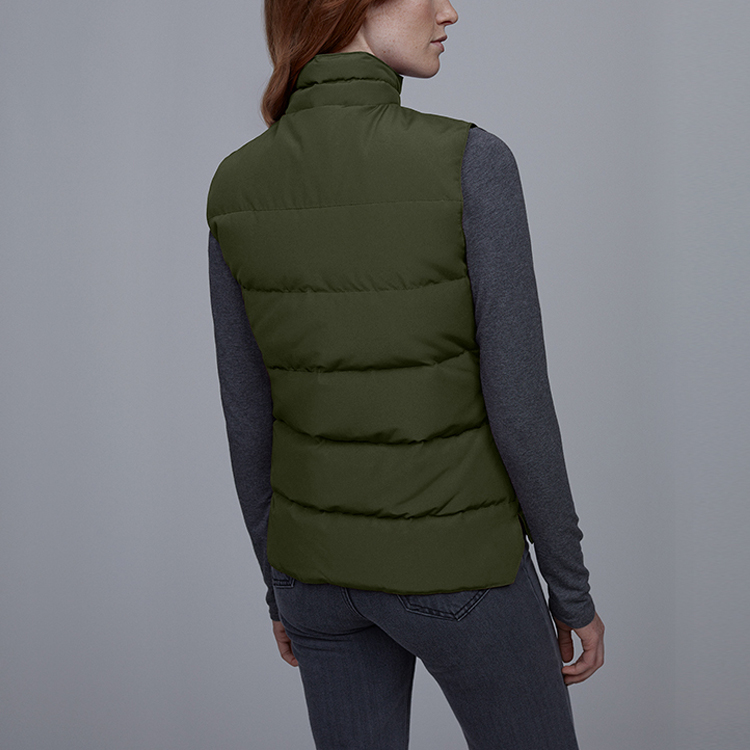 Purchase (W) Rompi Down Canada Goose Freestyle Hijau Militer dengan Patch Logo Merah. 2832L-49