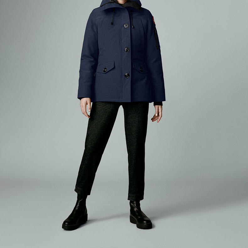 Shop (W) Canada Goose FW21 Montebello Parka Jaket Musim Sejuk Biru Navy. 2530L-63