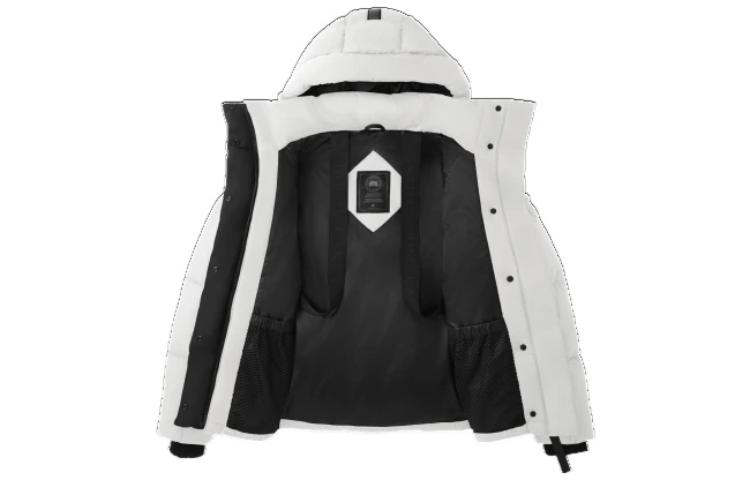 Lookbook (W) Canada Goose FW22 Jaket Hooded Down White Junction Black Label Putih. 2602LB-433