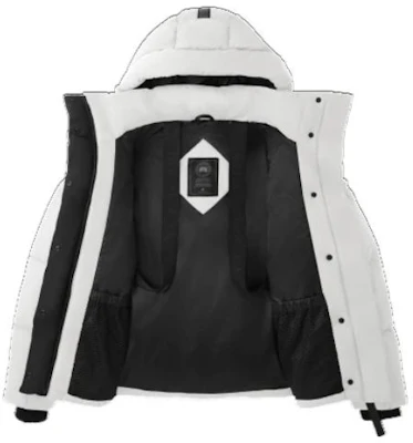 (W) Canada Goose FW22 Jaket Hooded Down White Junction Black Label Putih. 2602LB-433 Lookbook (W) Canada Goose FW22 Jaket Hooded Down White Junction Black Label Putih. 2602LB-433