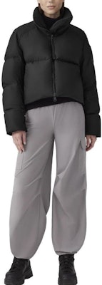 (W) 캐나다구스 FW23 가넷 크롭 패딩 자켓 블랙 롱슬리브 다운 코트 4822W-61 Order (W) 캐나다구스 FW23 가넷 크롭 패딩 자켓 블랙 롱슬리브 다운 코트 4822W-61