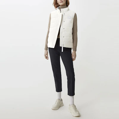 (W) Canada Goose Humanature Freestyle Rompi Tahan Air Putih Wanita. 2836W1-68 Sizing (W) Canada Goose Humanature Freestyle Rompi Tahan Air Putih Wanita. 2836W1-68