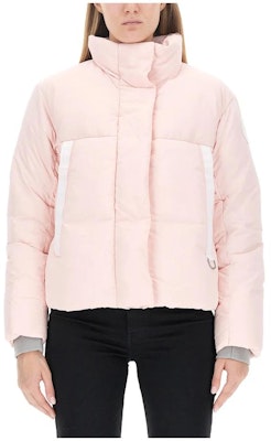 (Women) Canada Goose Junction Pink Short Down Jacket White Label Standing Collar. 2620WW1-552 Order (Women) Canada Goose Junction Pink Short Down Jacket White Label Standing Collar. 2620WW1-552