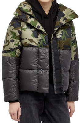 (W) 加拿大鵝Junction FW22迷彩/石墨/海軍藍三色派克大衣 2602W1-1303 Lookbook (W) 加拿大鵝Junction FW22迷彩/石墨/海軍藍三色派克大衣 2602W1-1303