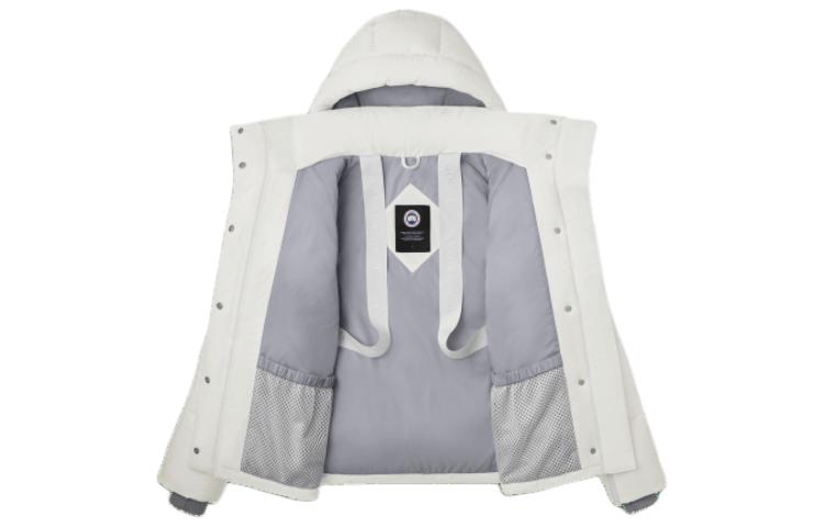 Lookbook (W) 캐나다구스 정션 시리즈 숏 퀼팅 다운 후드 파카 재킷. 2602WW-433