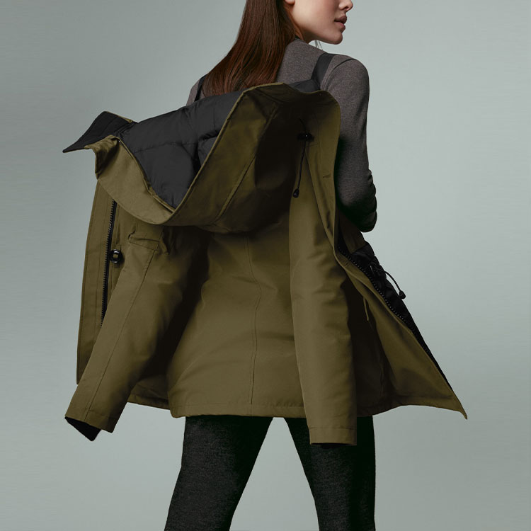 Lookbook (W) Canada Goose Jaket Hoodie Logo Hijau Down 2530L-49