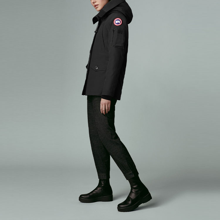 Details for (Women) Canada Goose Montebello Logo Black Down Jacket Winter Women 2530L-61