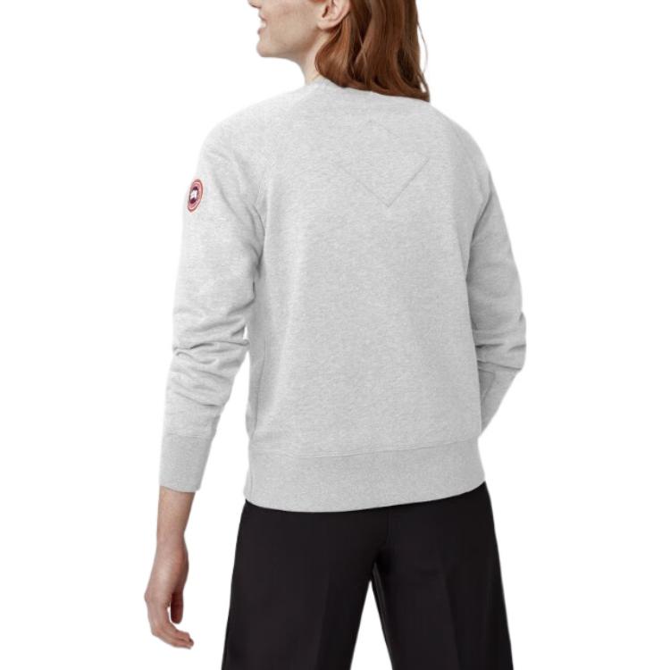 Shop (W) 캐나다구스 머스코카 FW22 그레이 크루넥 스웨트셔츠 심플 로고 패치. 7400L-1342