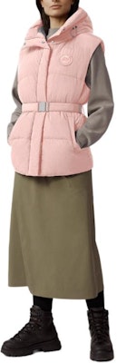 (W) 加拿大鹅Rayla粉色连帽防风防水无袖背心. 8813W-1673 Order (W) 加拿大鹅Rayla粉色连帽防风防水无袖背心. 8813W-1673