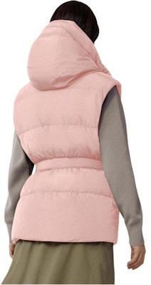 (W) 加拿大鹅Rayla粉色连帽防风防水无袖背心. 8813W-1673 Lookbook (W) 加拿大鹅Rayla粉色连帽防风防水无袖背心. 8813W-1673