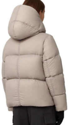 (W) Canada Goose Rhoda FW23 Jaket Anti Air Ringan Abu-Abu Stone. 4829W-432 Shop (W) Canada Goose Rhoda FW23 Jaket Anti Air Ringan Abu-Abu Stone. 4829W-432