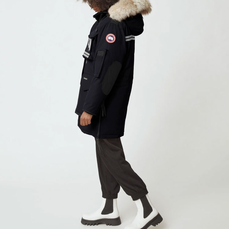 Sizing (W) 加拿大鵝 Snow Mantra 徽標長版羽絨大衣 海軍藍 9501L-67