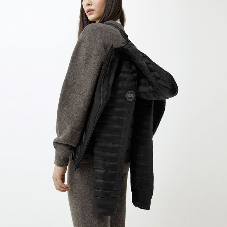 Details for (W) Canada Goose Jaket Hoodie Down Roxboro Hitam SS21 2225LB-61