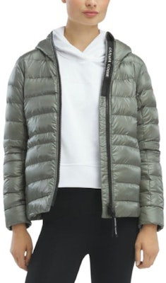 (W) 加拿大鹅 SS23 绿色轻型短款羽绒夹克带标志补丁。 2242W-852 Purchase (W) 加拿大鹅 SS23 绿色轻型短款羽绒夹克带标志补丁。 2242W-852