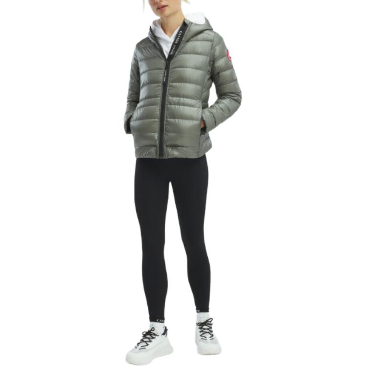 Sizing (W) 加拿大鹅 SS23 绿色轻型短款羽绒夹克带标志补丁。 2242W-852