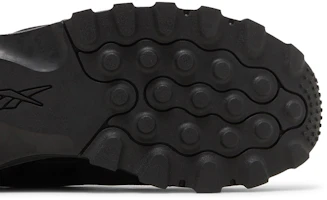 Details for (W) Cardi B x Reebok Classic Leather V2 ''Nero Core'' GY1942