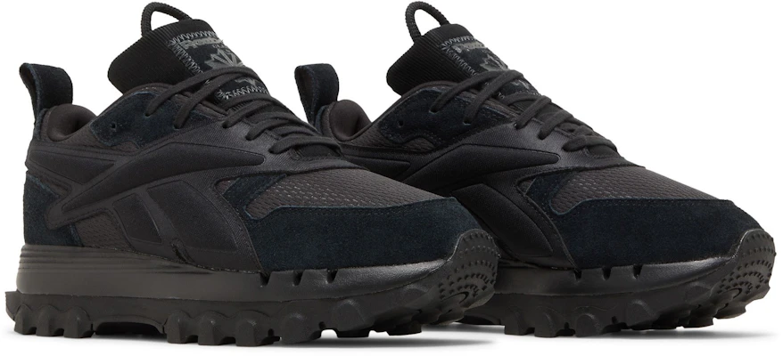 (W) Cardi B x Reebok Classic Leather V2 ''Nero Core'' GY1942 1