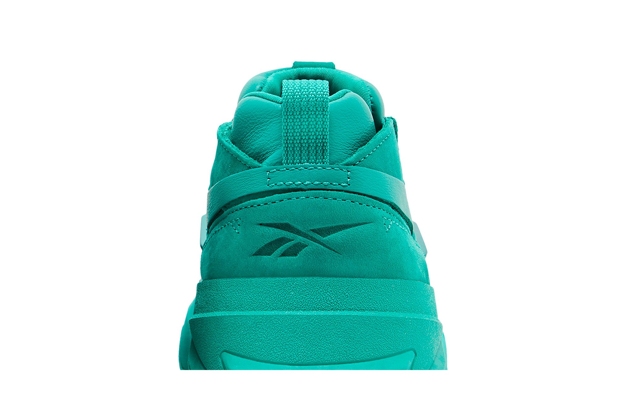 Sizing (W) Cardi B x Reebok Club C V2 ''Smaragdgroen'' GY7213
