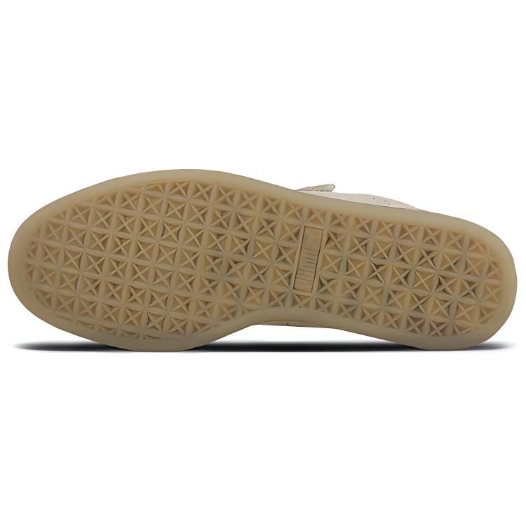 Shop （女款）Careaux x Puma Basket Strap '米色' 362727-02