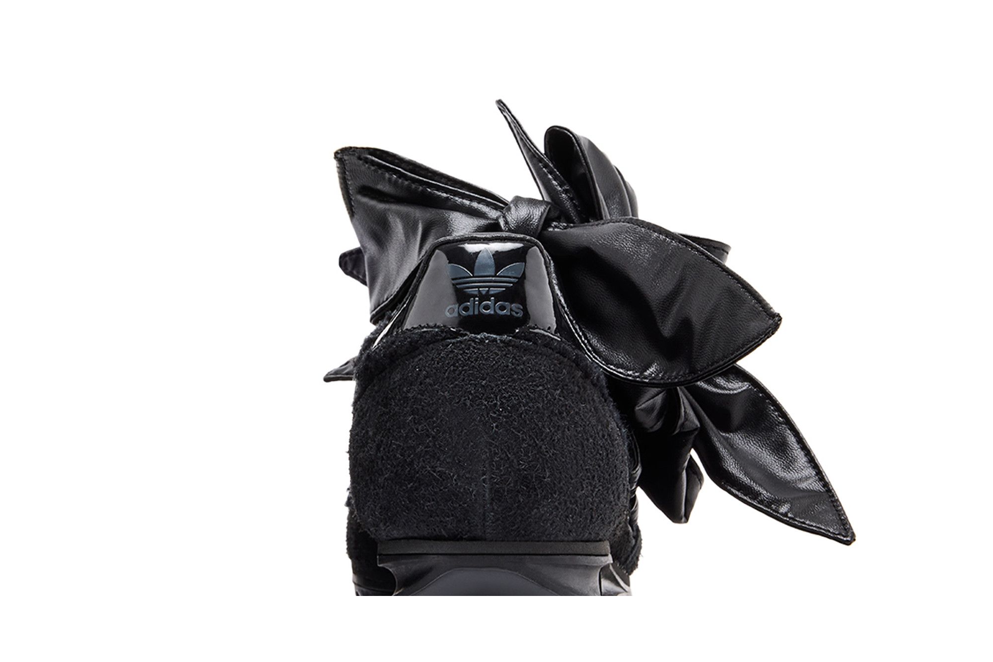 Sizing (W) Caroline Hu x adidas SL72 OG ''Nero Carbonio'' JH7342