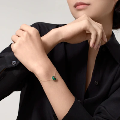 (W) 卡地亚Amulette de Cartier XS手链18K玫瑰金搭配孔雀石吊饰女士款 B6047117 1