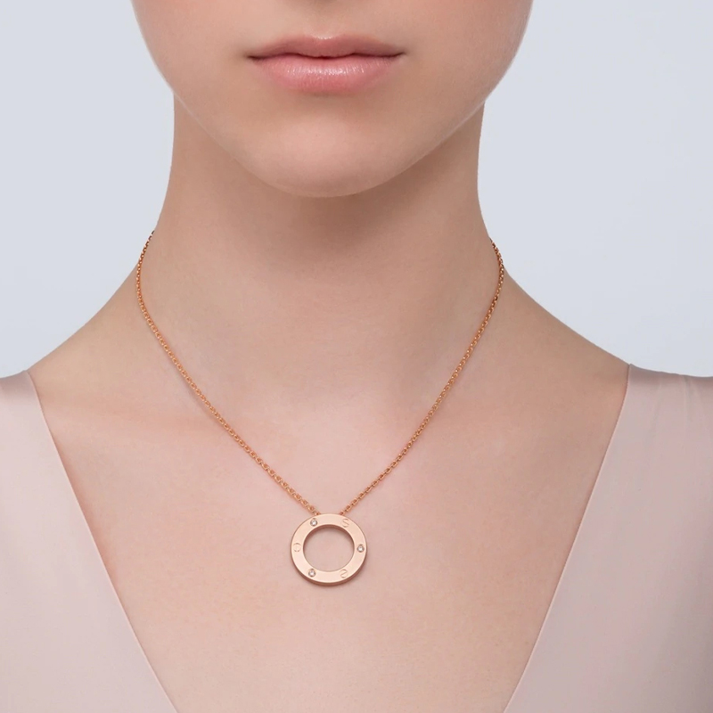 Sizing (W) 까르띠에 러브 18K 로즈골드 여성 목걸이 - 우아하고 프리미엄 주얼리. B7014700
