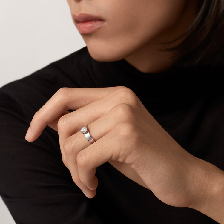 (Women) Cartier Love Diamond Ring 18K White Gold Logo Design Silver  Ring N4723700 圖 5