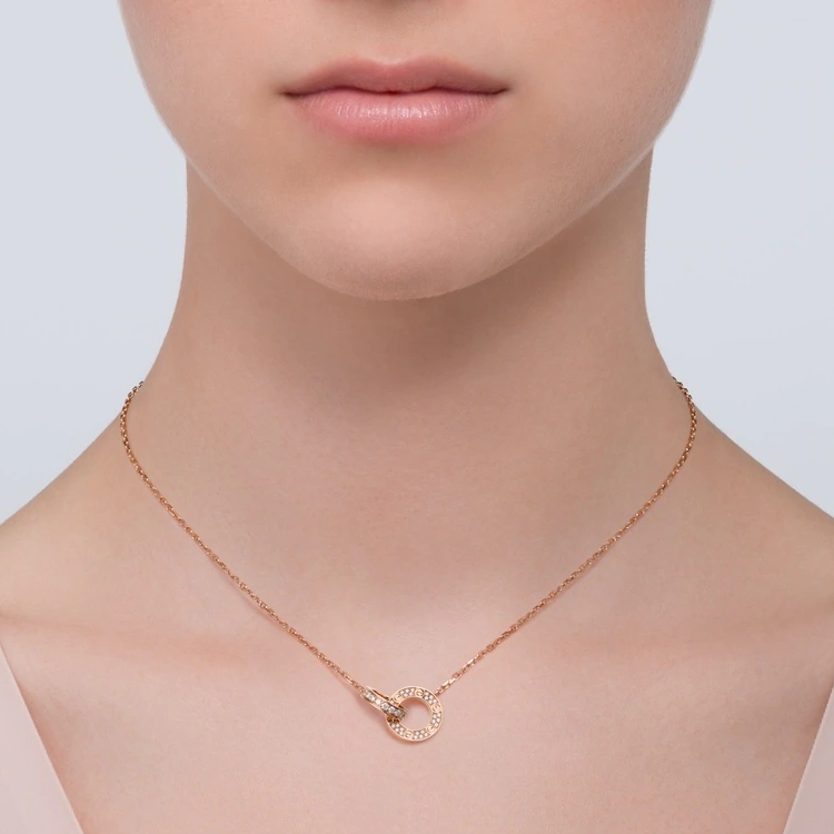 Sizing (W) 까르띠에 러브 목걸이 18K 로즈 골드 여성용 우아한 디자인. B7224528