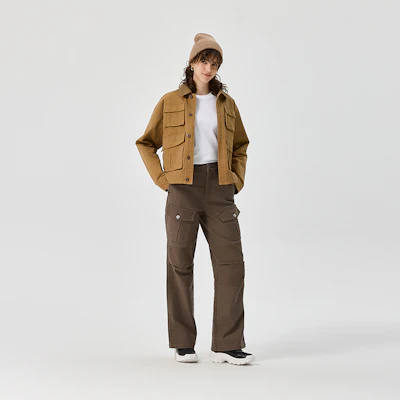 (W) Chaqueta Casual CAT FW24 Retro Workwear Confort en Caqui Oscuro. CN3JAU4W121 Details for (W) Chaqueta Casual CAT FW24 Retro Workwear Confort en Caqui Oscuro. CN3JAU4W121