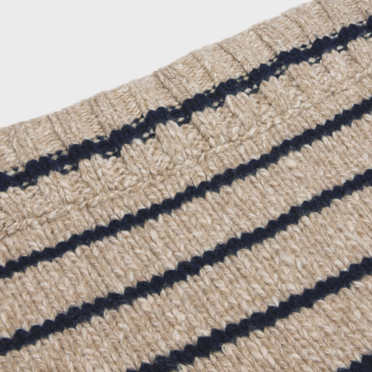 Lookbook (W) CELINE 棕色條紋長袖短版毛衣。 2AD8M100W-07TM