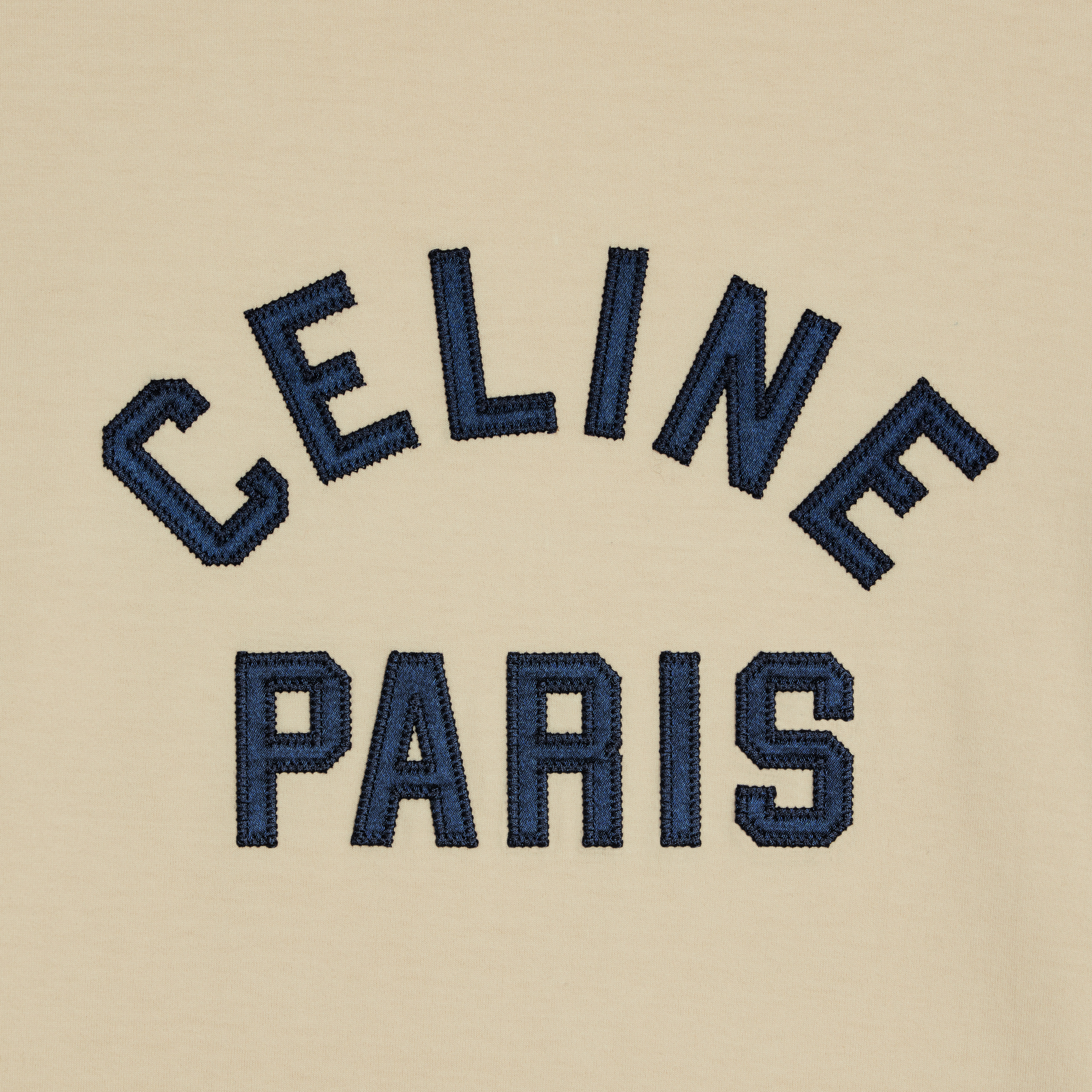(Women) CELINE  Casual Alphabet Logo Short Sleeve T-Shirt SS24 - Dark Champagne. 2X29H671Q-03DO 圖 4