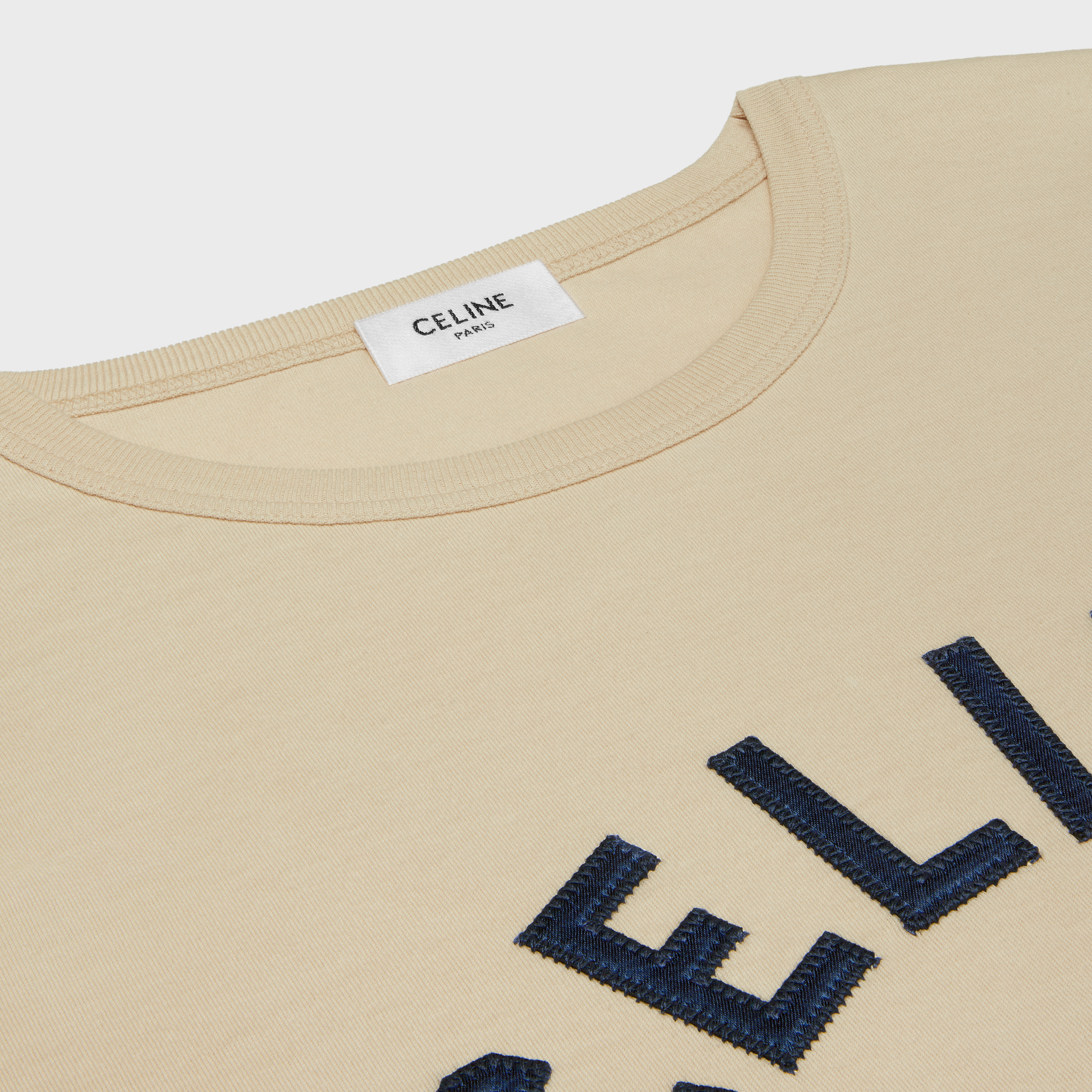 (Women) CELINE  Casual Alphabet Logo Short Sleeve T-Shirt SS24 - Dark Champagne. 2X29H671Q-03DO 圖 5