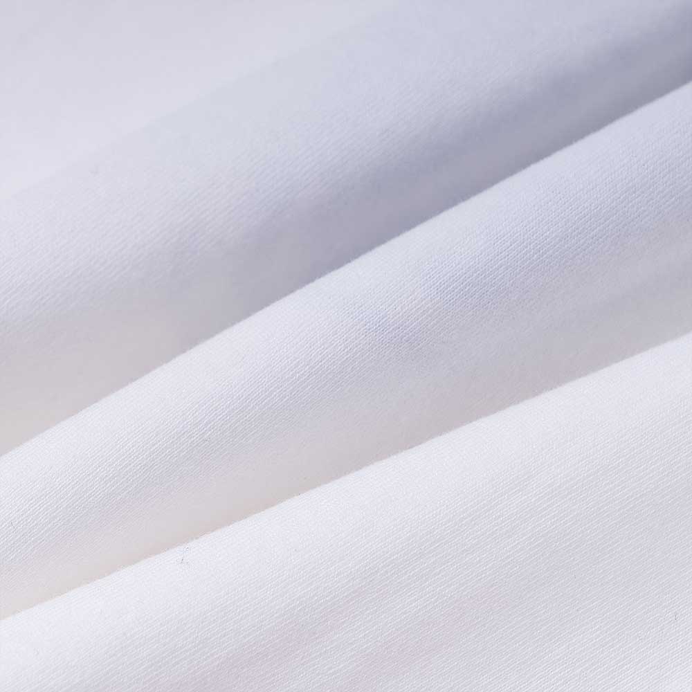 Shop (W) CELINE Kaos Crewneck Putih Letter Print SS22 Regular Fit. 2X897671Q-01EE